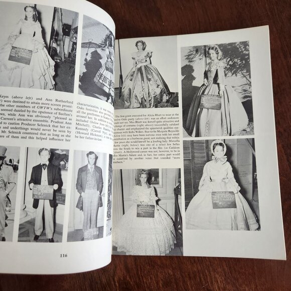 Scarlett Fever: The Ultimate Pictorial Treasury Of Gone With The Wind By William - Picture 11 of 15